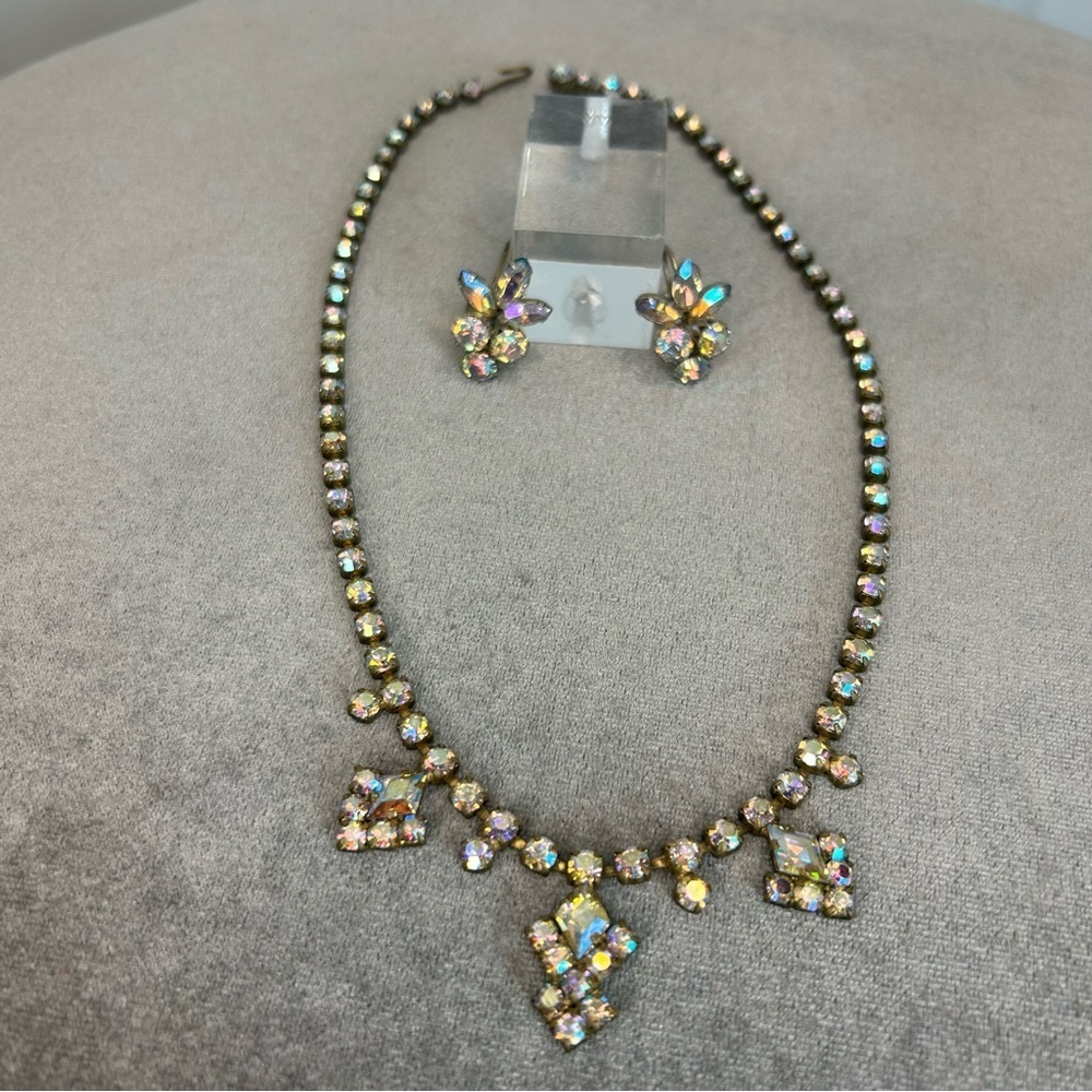Sherman aurora borealis Crystal rhinestone screw back earring necklace set